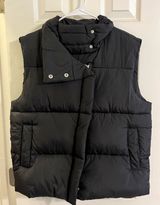 Black Puffer Vest Size M Photo 0