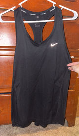 Nike Dri-Fit Tank Top Women’s Photo 0
