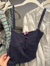 Edikted navy blue top Photo 0