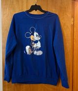 Disneyland Resort Exclusive Sweatshirt Mickey Mouse Logo NWT Blue Unisex XL Photo 0