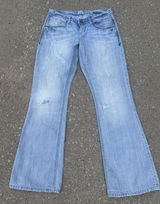 Madison Denim Women's Low Rise Flare Leg Distress SZ 7/8 Dark Stitch Embroidery‎ Photo 0