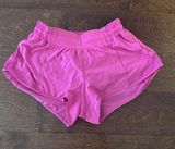 Lululemon Hotty Hot Shorts 2.5" Low-Rise pink Photo 0
