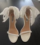 Steve Madden White Bow Heels Photo 0