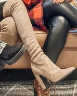 Tan Suede Boots Size 8 Photo 0