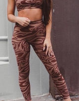 Balance Athletica Vitality Women’s M Storm Rider Leggings Brown Swirl Cloud‎ NWT Photo 0