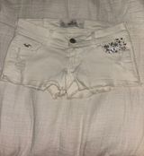 Hollister Shorts Photo 0