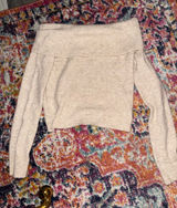American Eagle Outfitters sweater Photo 0