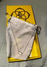 Kendra Scott Necklace Photo 0
