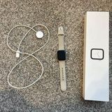 Apple Watch Series 7 41mm Photo 0