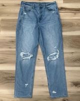 American Eagle Mom Blue Distressed Jeans Women’s 8 Photo 0