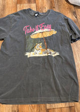 grey t shirt  Photo 0
