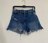 Abercrombie BNWOT 4” Mom Jean Shorts Photo 0