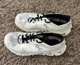 On Cloud Shoes Photo 0