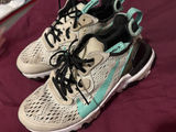Nike Women's Beige Sneakers with Teal Swoosh size 4,5y Photo 0