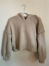 Sweatshirt Photo 0