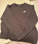 Sweatshirt Photo 0