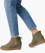 Sorel Evie II Waterproof Chelesa Bootie, Size 5.5 Stone Green, Leather/Suede NWT Photo 0