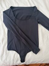 SKIMS Bodysuit Scoop Neck Essential Photo 0
