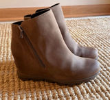 Sorel Joan Of Arctic Wedge II Zip Ankle Boots Beige US 7 EUR 38 Photo 0