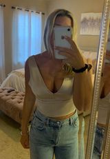 Crop Top Photo 0