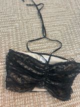 Le Lis Lace Top Photo 0