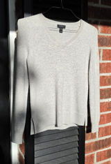 SAKS FIFTH AVENUE Heather Grey Cashmere Sweater M (Has Marks) Photo 0