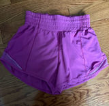 Lululemon hotty hot shorts Photo 0