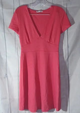 Zara Pink deep v-neck Short-Sleeve Coquette Feminine fit and flare dress Photo 0