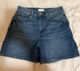 H&M Dad Shorts Photo 0
