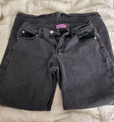 Edikted Jeans Photo 0