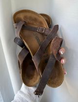 Sandal Photo 0