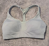 Lululemon sports bra size 6 Photo 0
