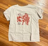Tee Photo 0