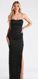 Windsor Black Formal Long Dress Lace Photo 0