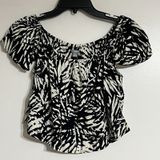 Aerie Women's Off The Shoulder Floral Print Crop Top Size Small Black‎ & White Photo 0