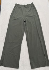 Lululemon Women's Green Stretch Woven Wide Leg High Rise Pants Size Medium Photo 0