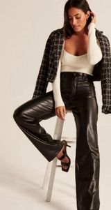 Abercrombie &‎ Fitch The 90's Relaxed Ultra High Rise Faux Leather Pants Black 6 Photo 0