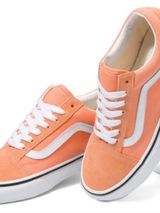 Vans Off The Walls Orange & White Low Top Old Skool Sneakers Size 7 NWOT Photo 0