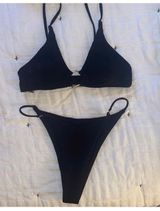 Black Bikini Photo 0