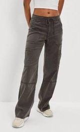 American Eagle Cargo Pants Photo 0