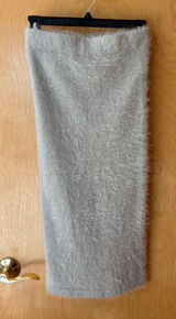 Akira Chicago Red Label Skirt Womens Small Grey Eyelash Knit Fuzzy Midi 18S1268 Photo 0