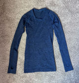 Lululemon Long Sleeve Photo 0