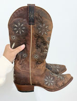 Shyanne Floral Embroidered Boot Snip Toe Western Cowgirl Boot Size 7 1/2B Photo 0