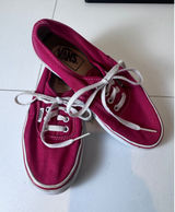 Vans Y2K‎ Low Top Sneakers Women 7 Canvas Lace Up Skater Minimalist Indie Red Photo 0