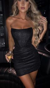 Black Sparkly Dress Photo 0