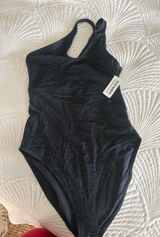 One Piece Swimsuit Women’s Black Photo 0