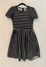 LuLaRoe‎ Amelia Dress Small Black White Striped Short Sleeve Pocket Fit Flare S Photo 0
