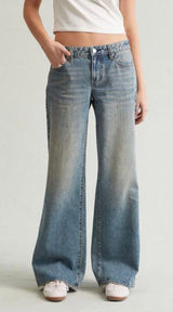 PacSun Casey Low-Rise Baggy Jeans Photo 0