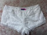 Edikted Shorts Ruffle White Photo 0