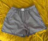 Women’s blue and white striped boxer shorts Photo 0